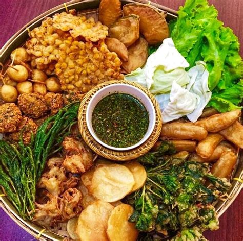 Burmese cuisine .